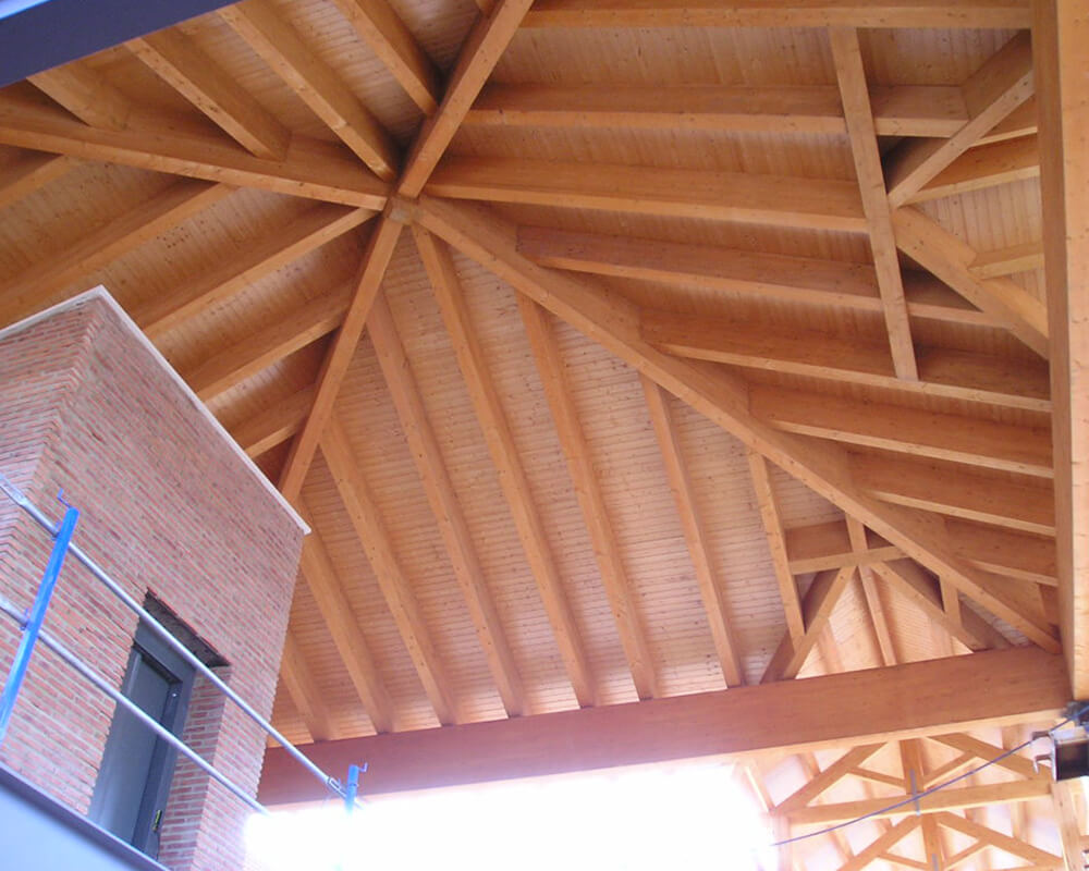 Centro Comercial - Estructura de madera 3
